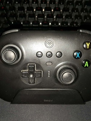 Gaming controller 8Bitdo Ultimate 2.4G ασύρματο gamepad σαν καινούργιο για Android/PC/iOS μαύρο