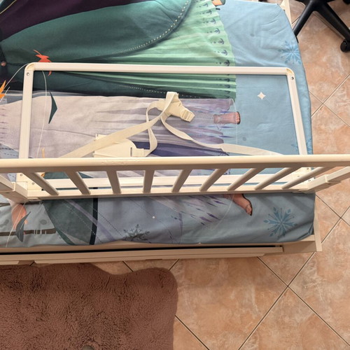 KidCo BR101 Bed Rail like new, foldable safety guard