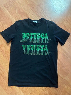 Tshirt Bottega Veneta M black cotton with sequins and fringes like new