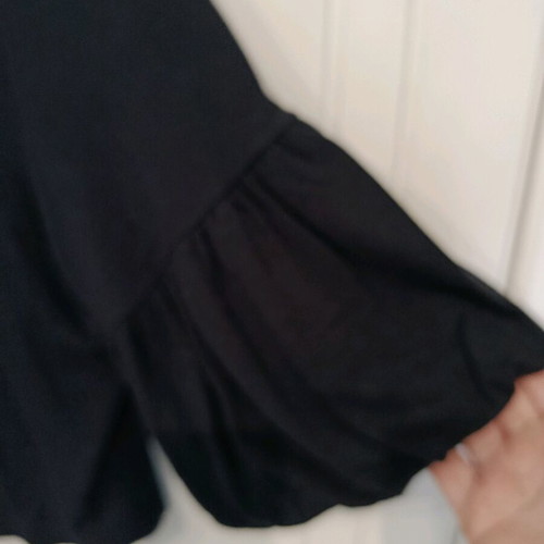 Black crop cardigan like new with balloon 3/4 sleeves and scarf