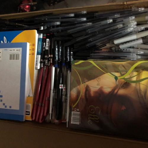 Graphic supplies and crafts new