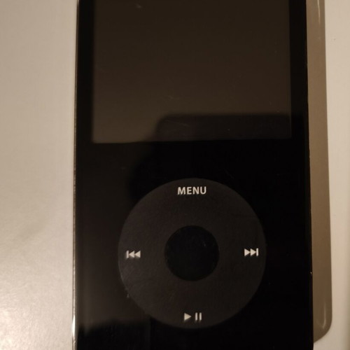 Apple iPod 5.5 30GB MP3 player
