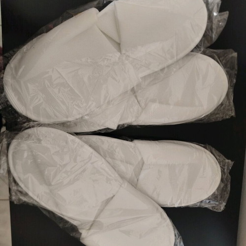 Disposable slippers new, pack of 6, white