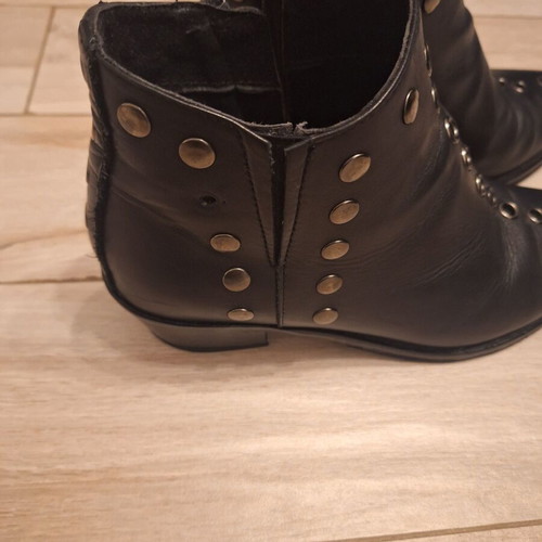 ALE leather ankle boots used, black size 40 with studs