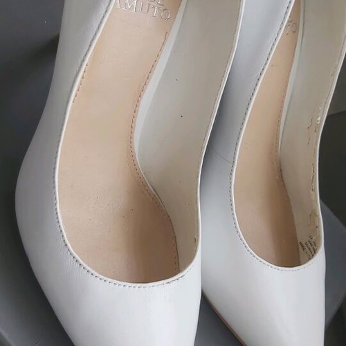 Vince Camuto Napa leather pumps size 36.5 used, white