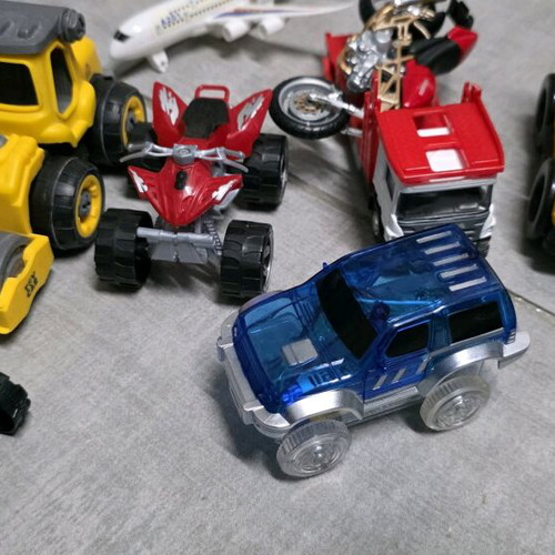 Toy cars used, assorted set