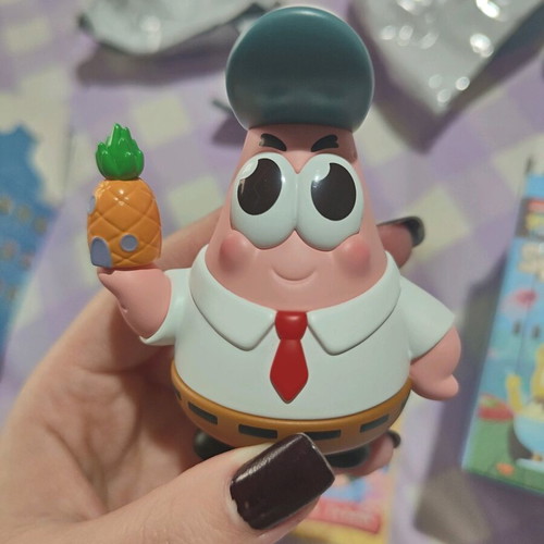 Popmart SpongeBob and Patrick set brand new with figures and cards