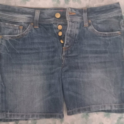 Jean Staff shorts no 25 like new