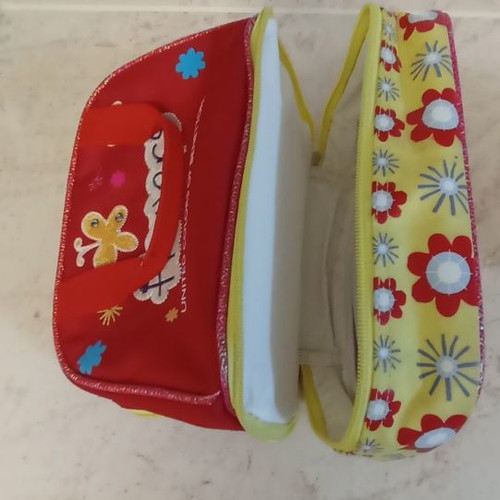 Benetton Kids Lunch Bag used with double compartment