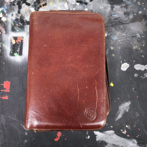 Ciudi Italy leather organizer like new
