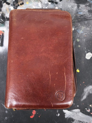 Ciudi Italy leather organizer like new