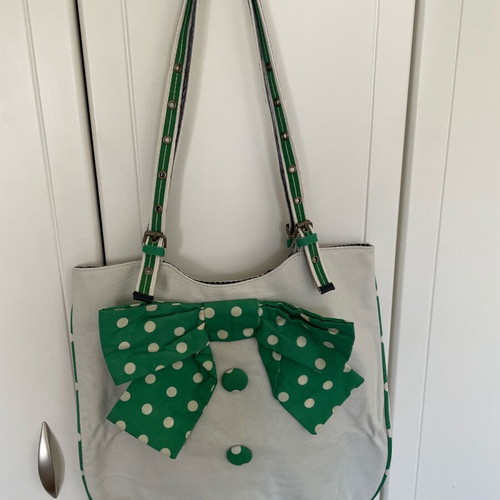 Loop shoulder bag new, white and green