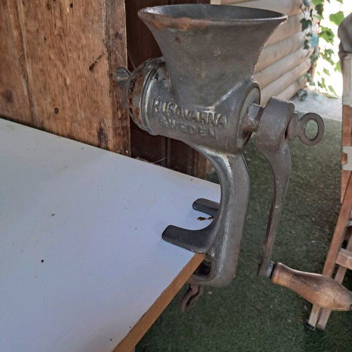Meat grinder used, very old, HUSDVARNA, iron