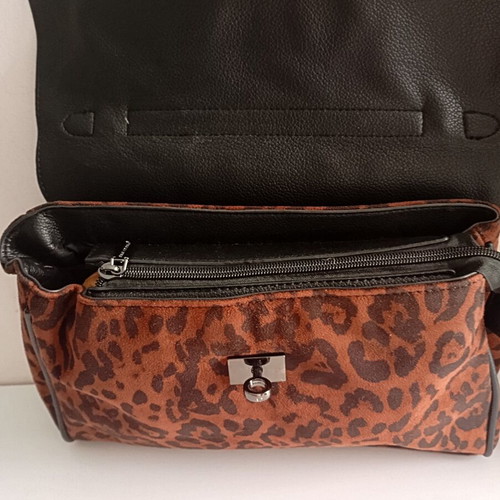 Bag to Bag shoulder bag new with animal print, black and brown