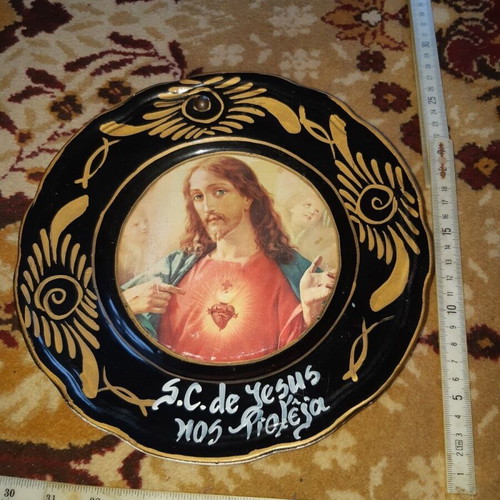 Decorative wall plate with Jesus used from Spain