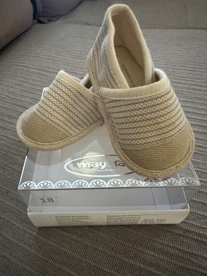 Baby espadrilles beige size 18, new