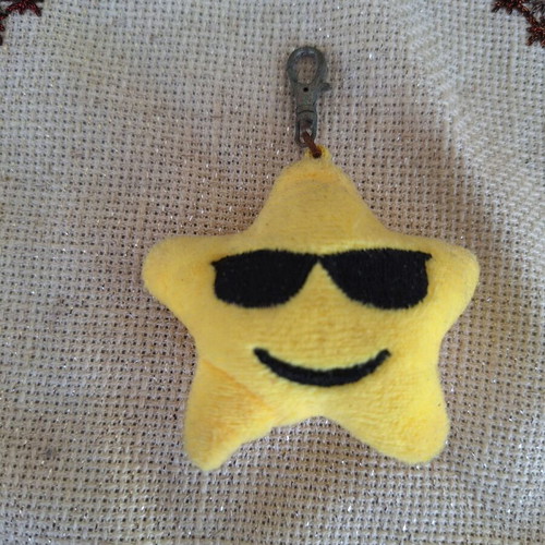 Star keychain cool emoji like new, yellow plush fabric