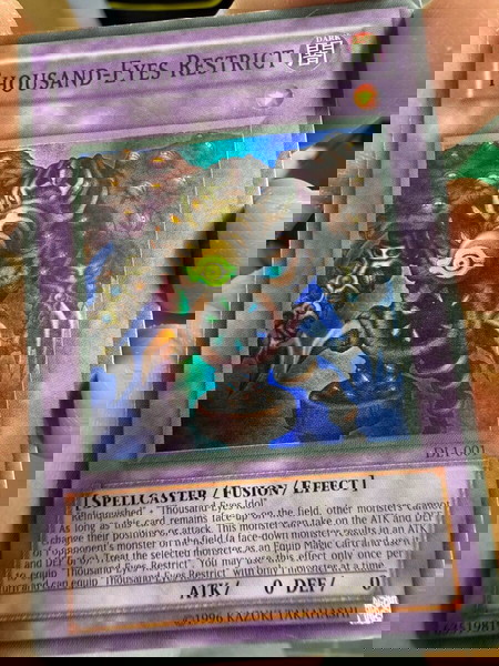 YU-GI-OH Thousand-eyes Restrict gold card