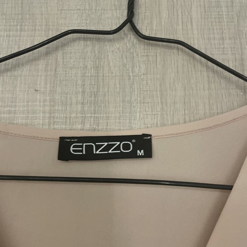 Enzzo pink blouse size M like new