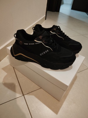 Guess women's sneakers size 38, black