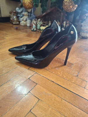 Migato black patent leather 12cm high heel pumps, size 40