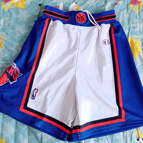 NBA New York Knicks Champion Europe authentic shorts like new, medium