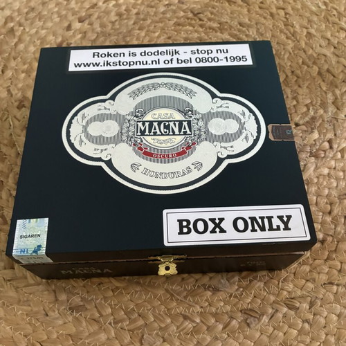 Casa Magna Oscuro Toro collectible cigar box like new