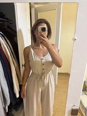 Bershka beige jumpsuit with belt, unworn