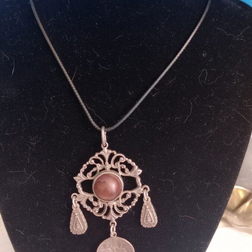 Silver Antique Necklace with Konstantinato Coin, Like New