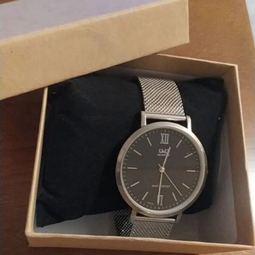 Wristwatch functional, like new