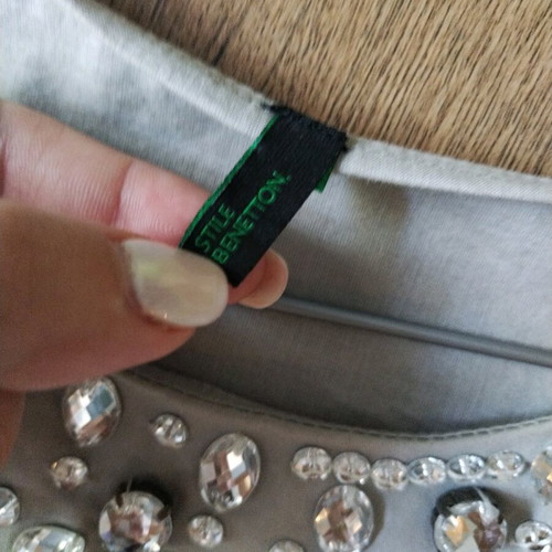 Benetton dress size M like new, grey with embroidery