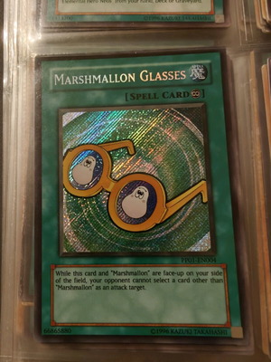 Yu-Gi-Oh card Marshmallon Glasses like new