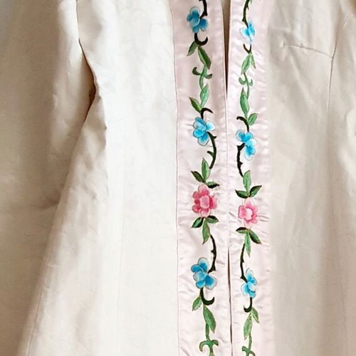 Outerwear new with embroidered flowers, size S, white