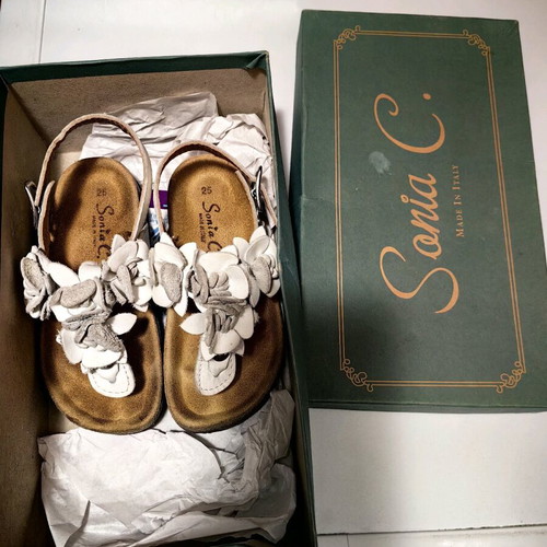 Ugg boots size 23.5 and sandals size 25 like new, beige