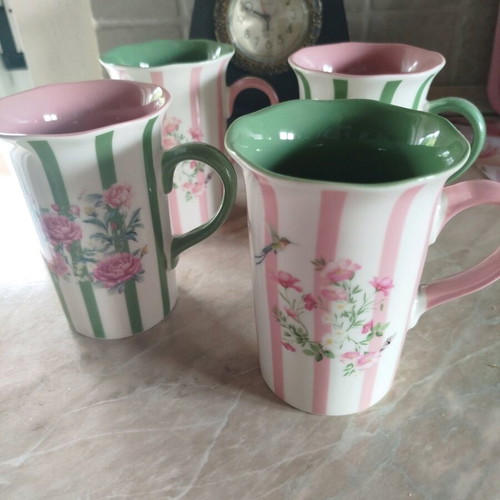 Set of 4 tall tea cups new, spring design, vintage style
