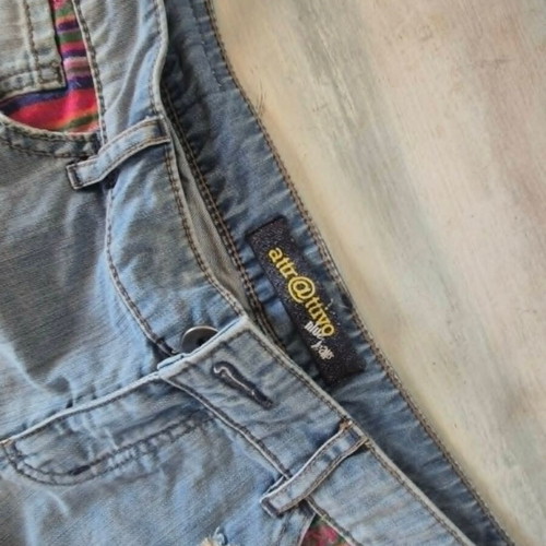 Attrattivo denim shorts used, size L, blue with colorful details