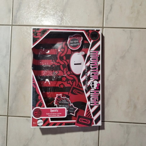 Monster High Operetta Creeproduction Empty Box new