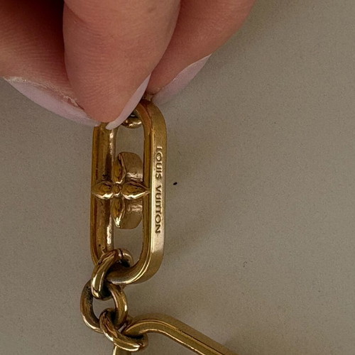 Louis Vuitton My LV Solid Chain necklace used, gold color