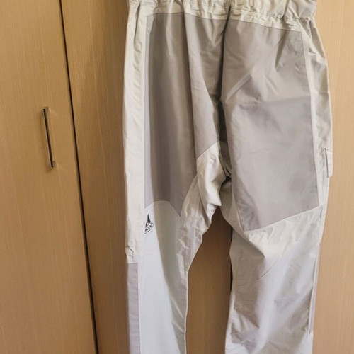 Vaude sailing salopettes with elastic straps, size L