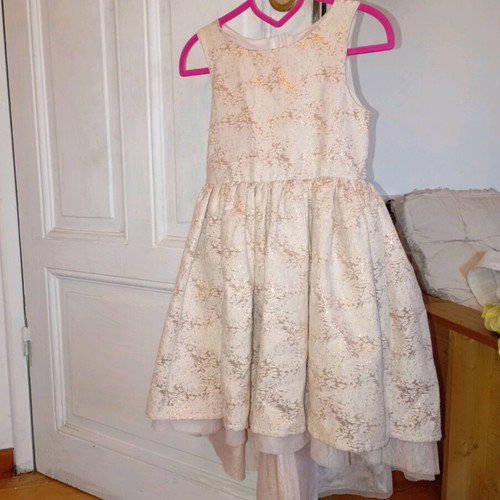 H&M Silver Concert Dress Like New Size 116 cm for 5-6 Years