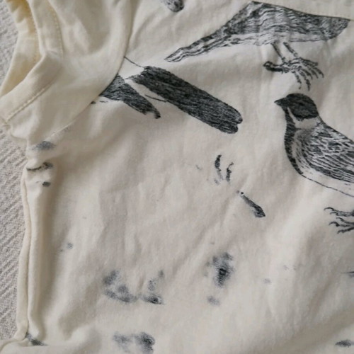 Zara T shirt black and white cotton like new with birds