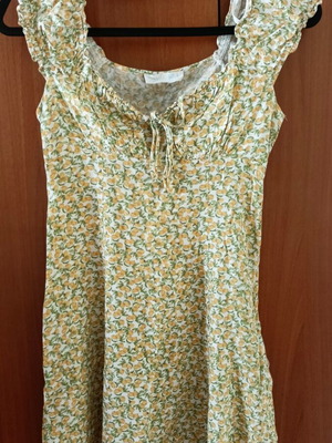 Summer Mini Dress with Lemon Pattern Primark like new, size 36