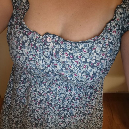 Attrattivo mini floral dress with blue flowers and buttons
