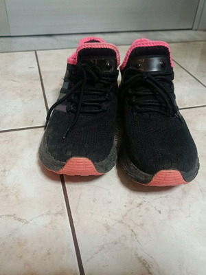 Women's athletic shoes used size 38