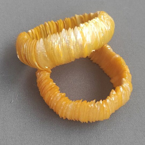 Mother-of-pearl bracelet used, 1980s vintage