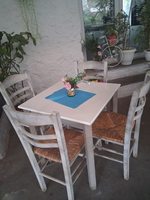 Τραπεζοκαθίσματα εστίασης μεταχειρισμένα, πακέτο 12 τραπέζια με καρέκλες