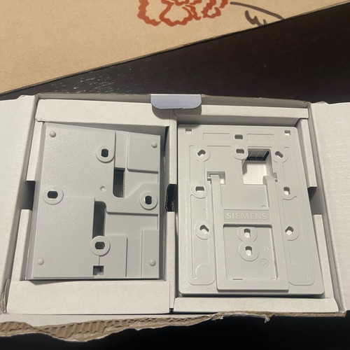 Siemens RDH100RF/SET thermostat like new
