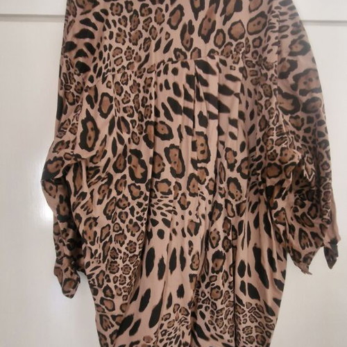 Women's leopard print shirt oversize, like new, black and brown
