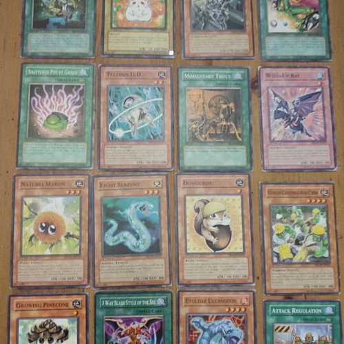 Συλλογή κάρτες Yu-Gi-Oh! μεταχειρισμένες, 241 τεμάχια