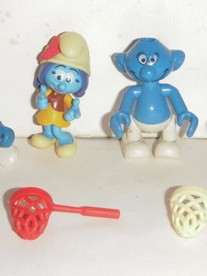 Smurfs figures pack of 6 with 2 nets